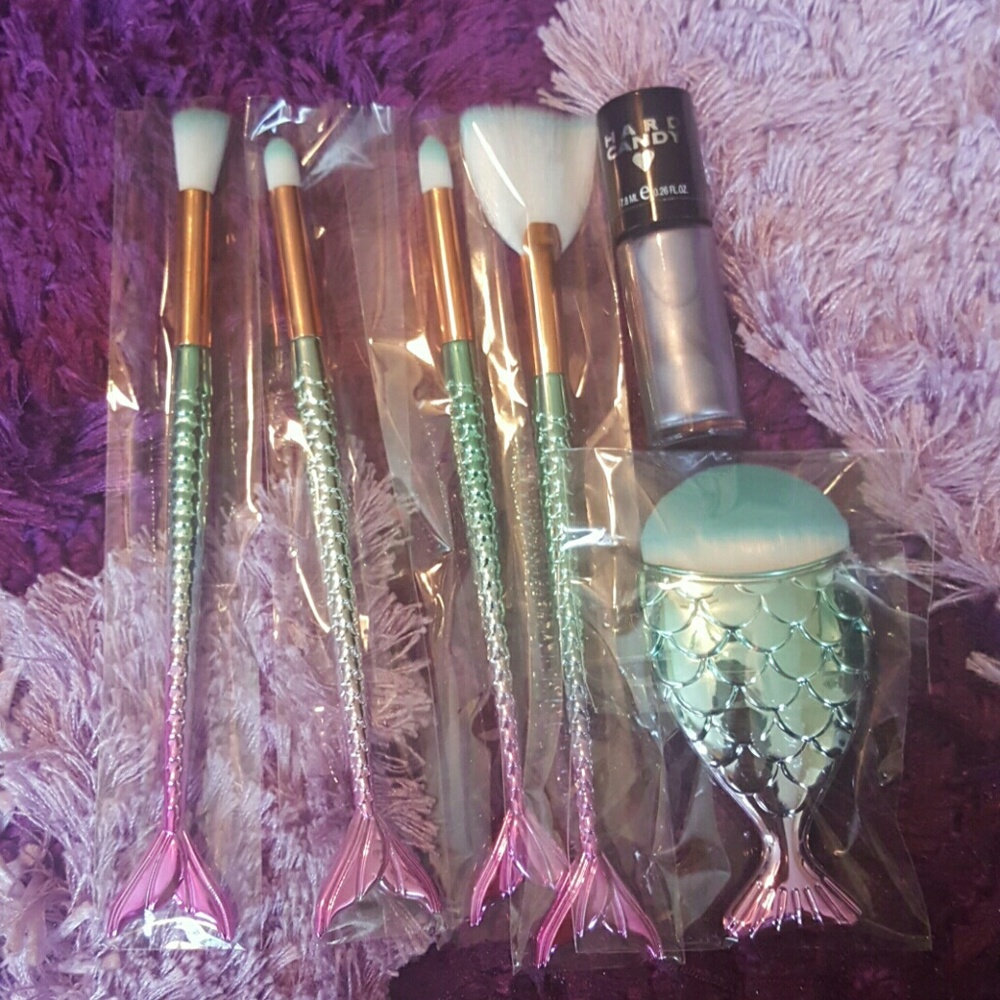 Fun Bundle- 5 mermaid makeup brushes & nail polish